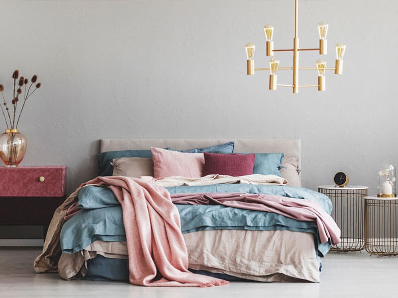 Duvet VS Comforter VS Blanket Which One is for You?